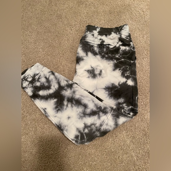 Lululemon City Sweat Joggers 29” - Picture 2 of 5